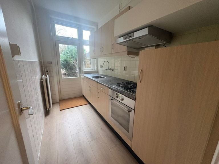 Hoekwoning Utrecht-Oost met tuin en parkeren - Afbeelding 4