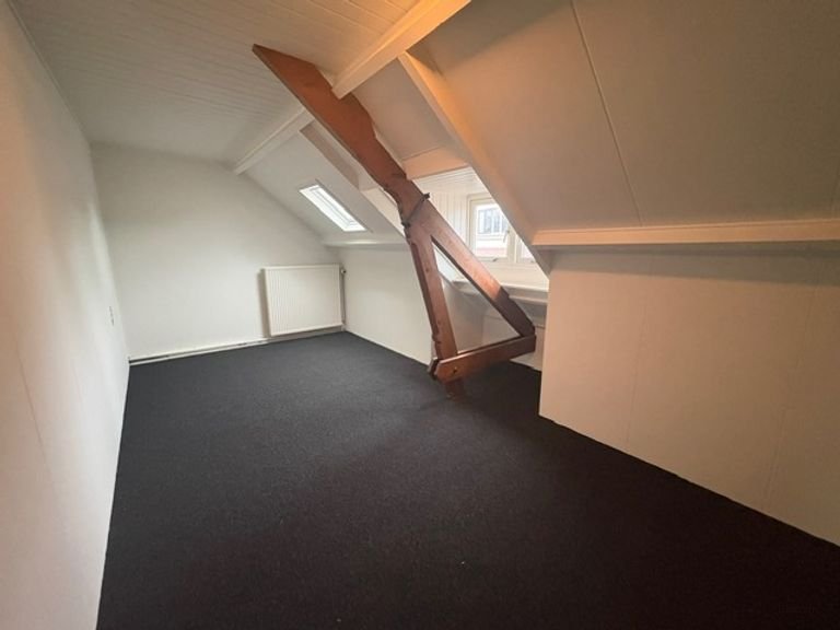 Hoekwoning Utrecht-Oost met tuin en parkeren - Afbeelding 16