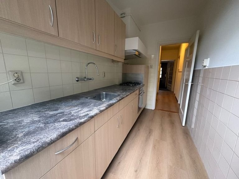 Hoekwoning Utrecht-Oost met tuin en parkeren - Afbeelding 5