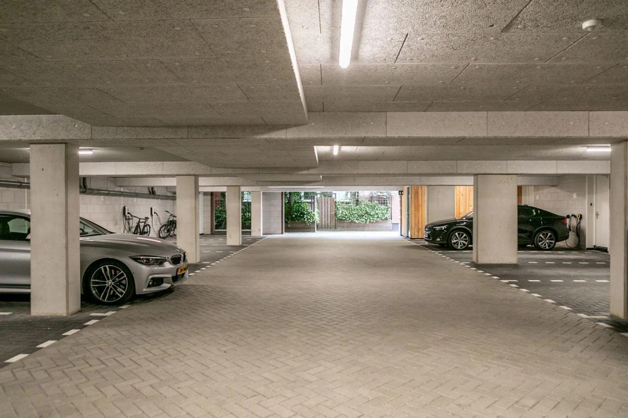 Living on Nieuwe Gracht with an elevator - Image 33