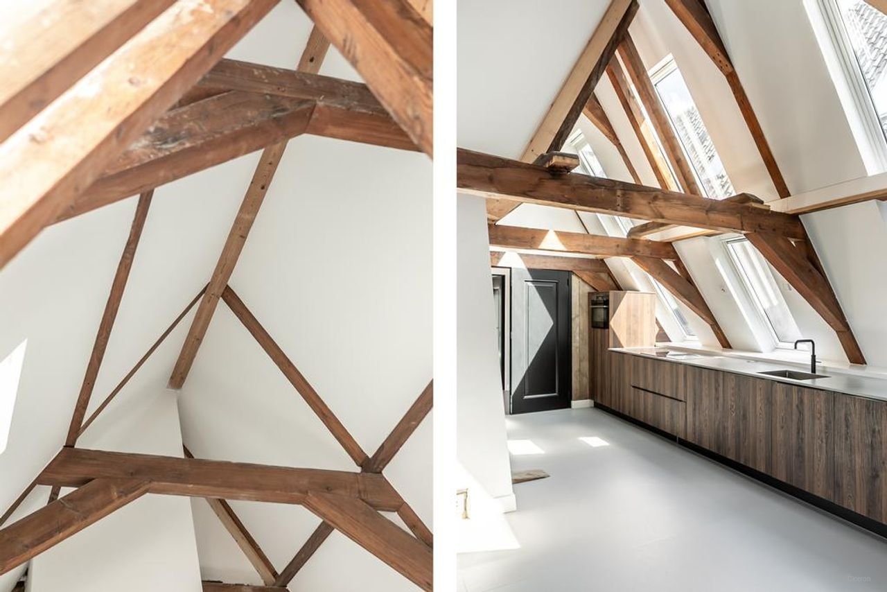 Luxurious monumental apartment with canal view - Image 6