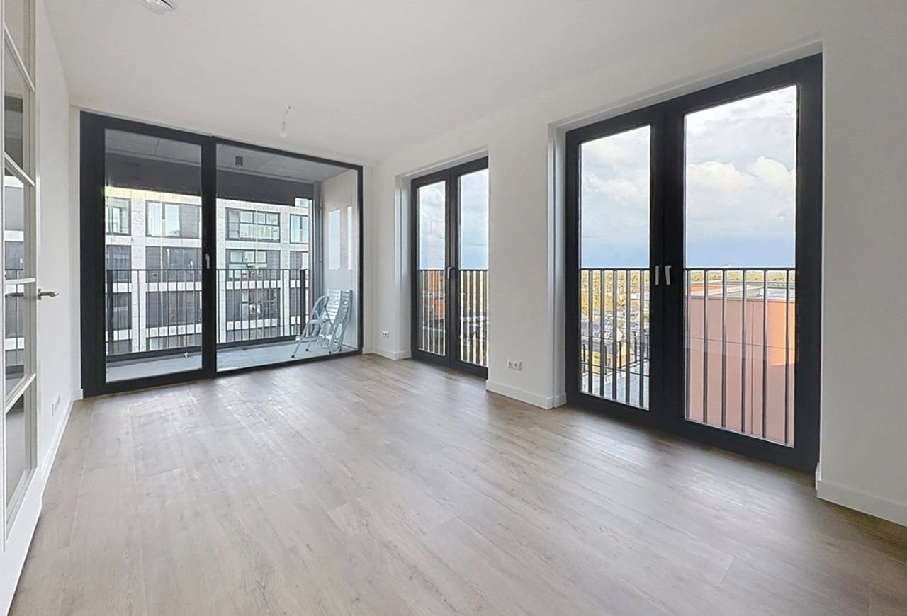 Corner apartment with views in Hyde Park - Image 2
