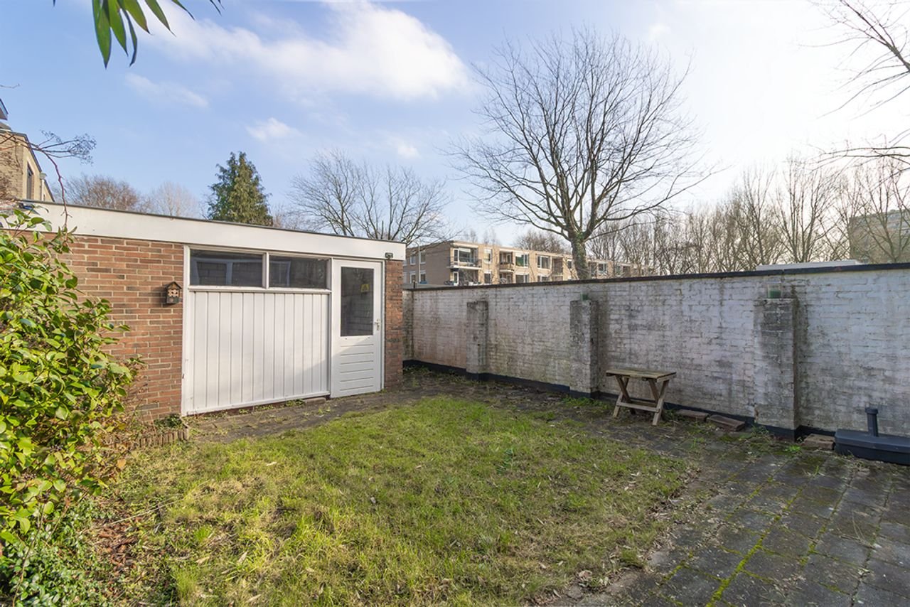 Bright corner house of 108m² in Amstelveen - Image 16