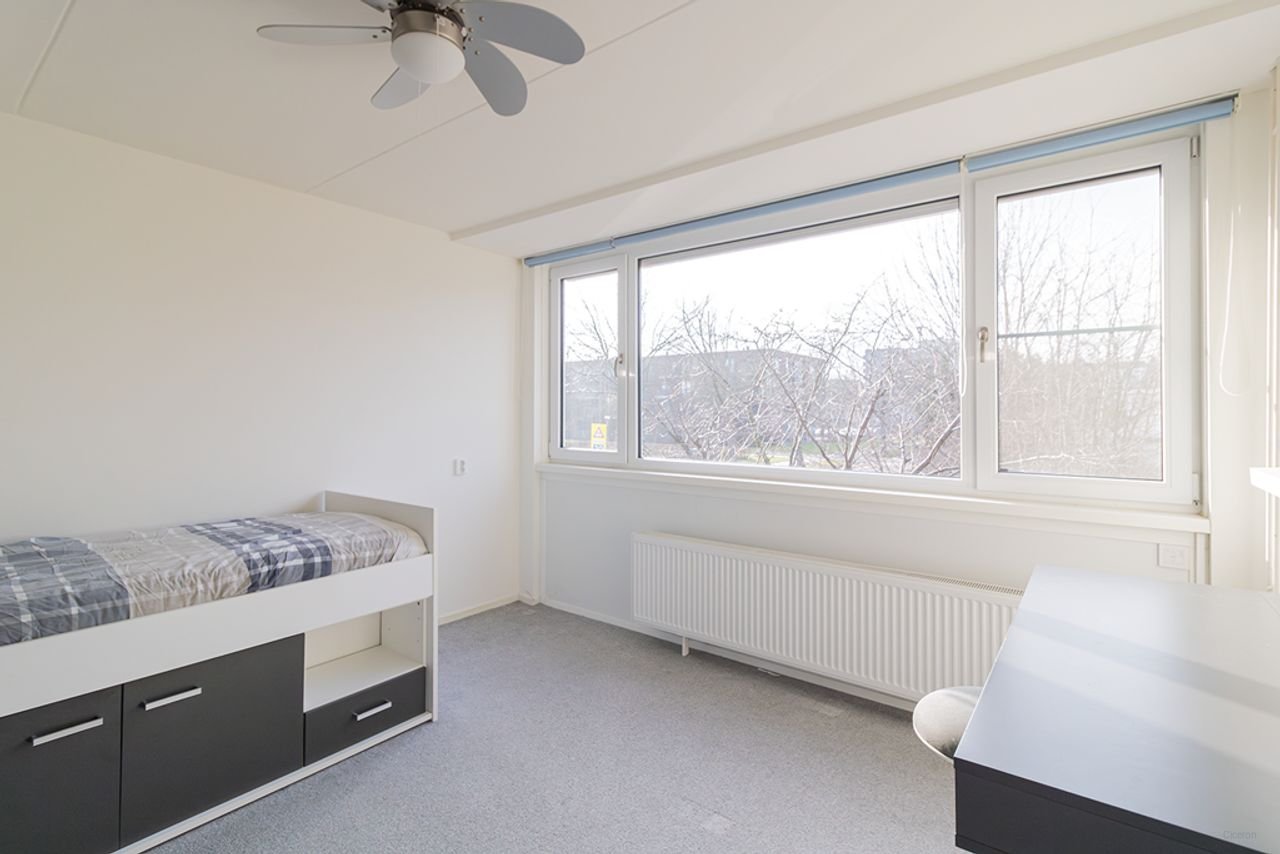 Bright corner house of 108m² in Amstelveen - Image 10