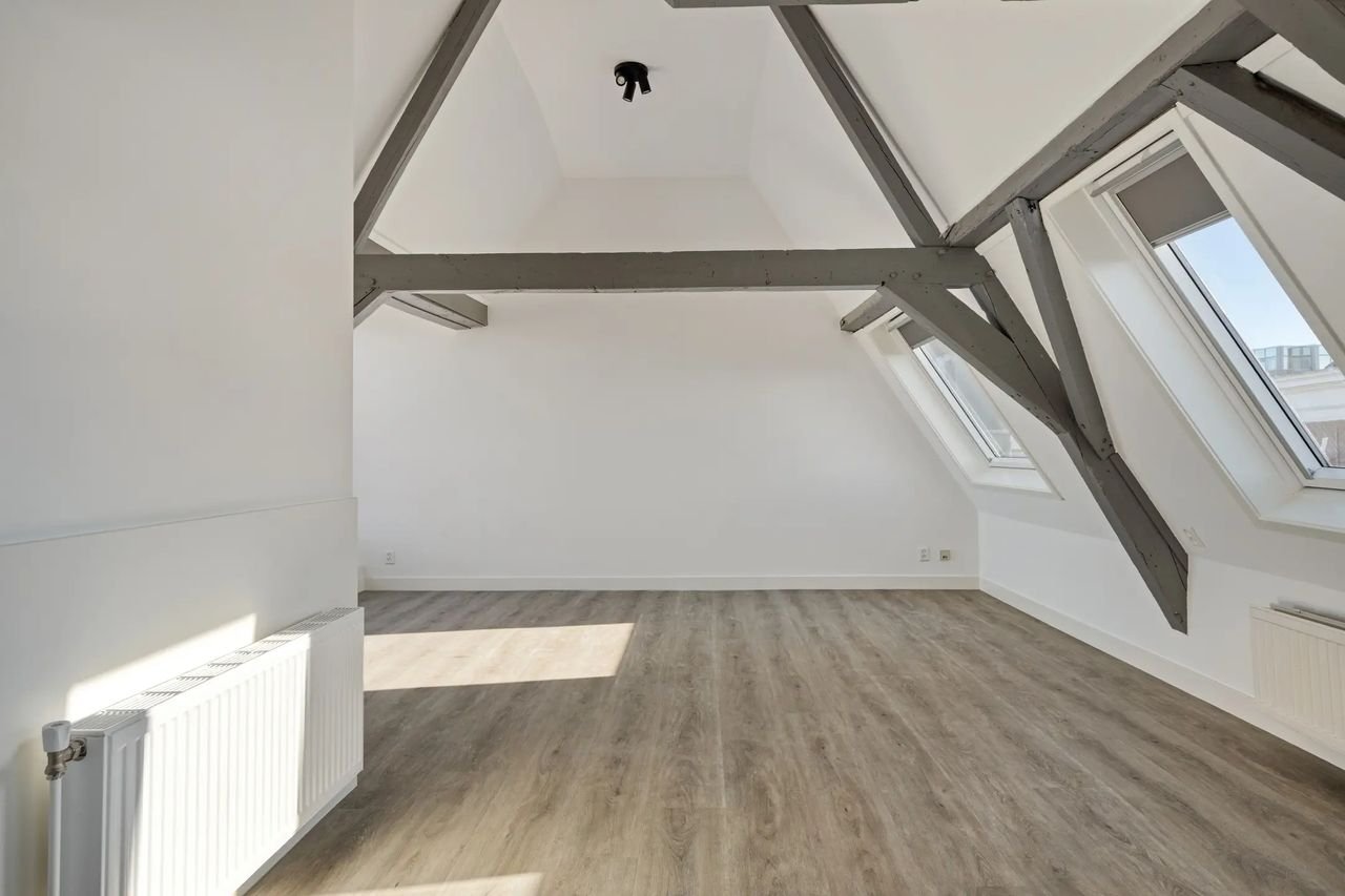 Monumental living with a large roof terrace (Energy Label A) - Image 12