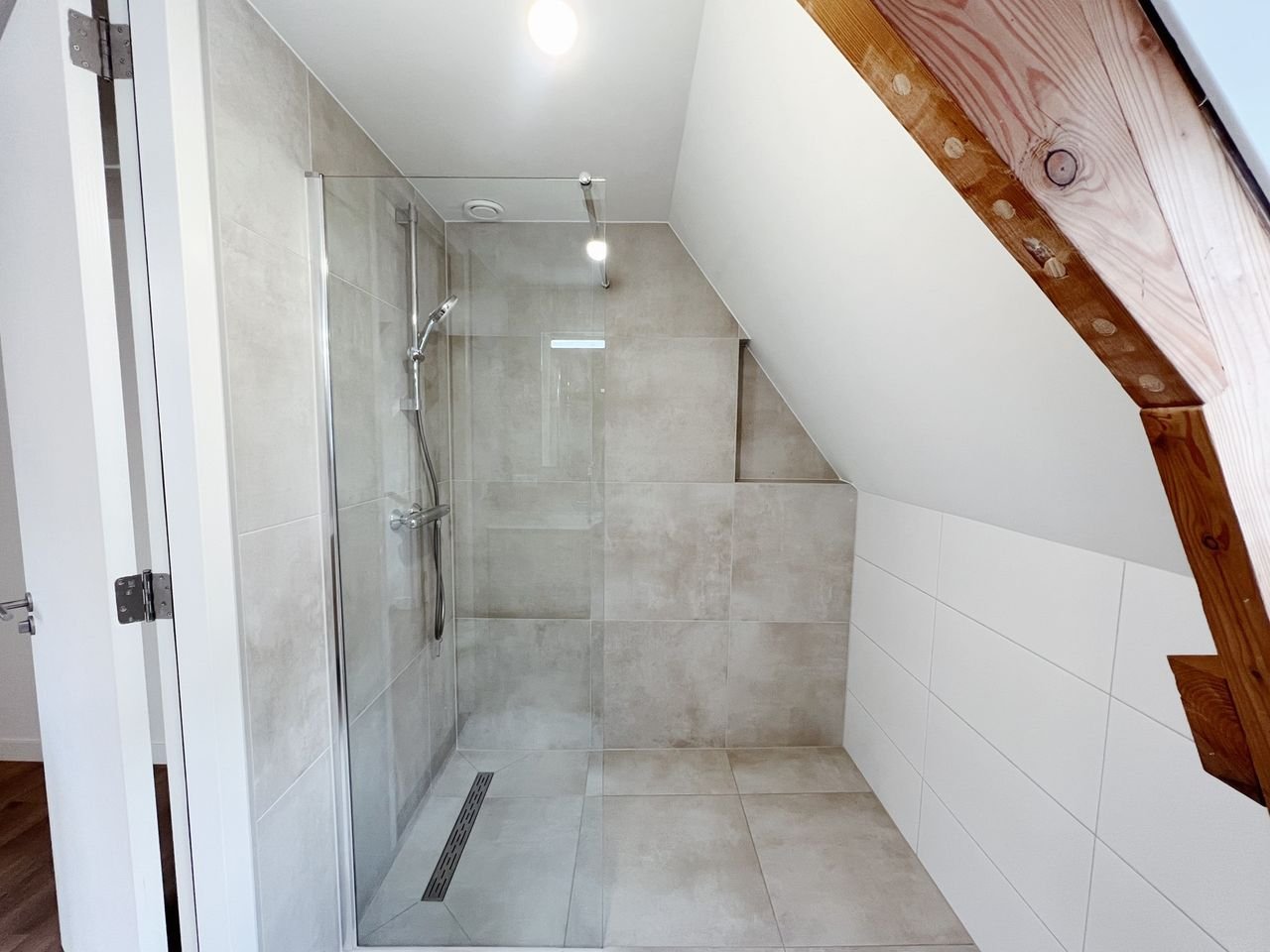 Luxury apartment (106m²) with roof terrace - Image 23