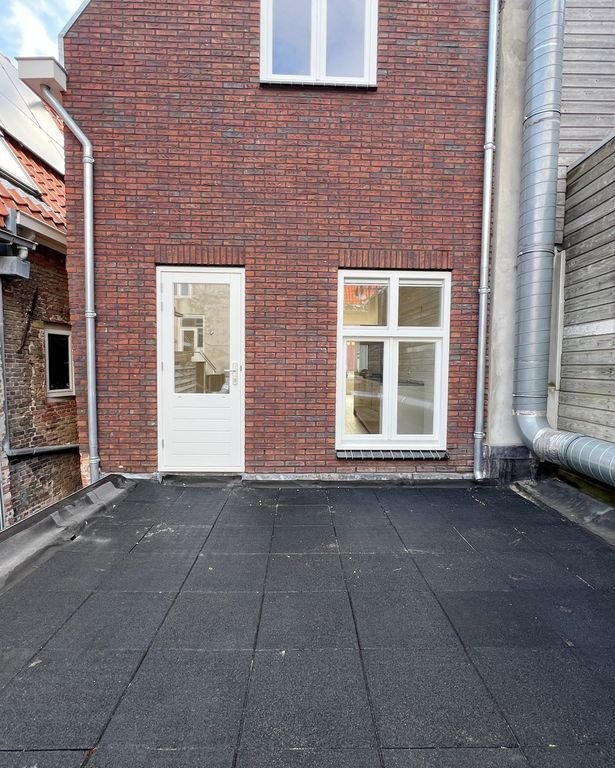 Luxury apartment (106m²) with roof terrace - Image 10