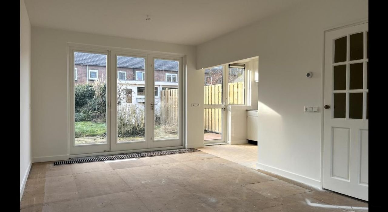 Gezinswoning met tuin bij de plassen - Afbeelding 4