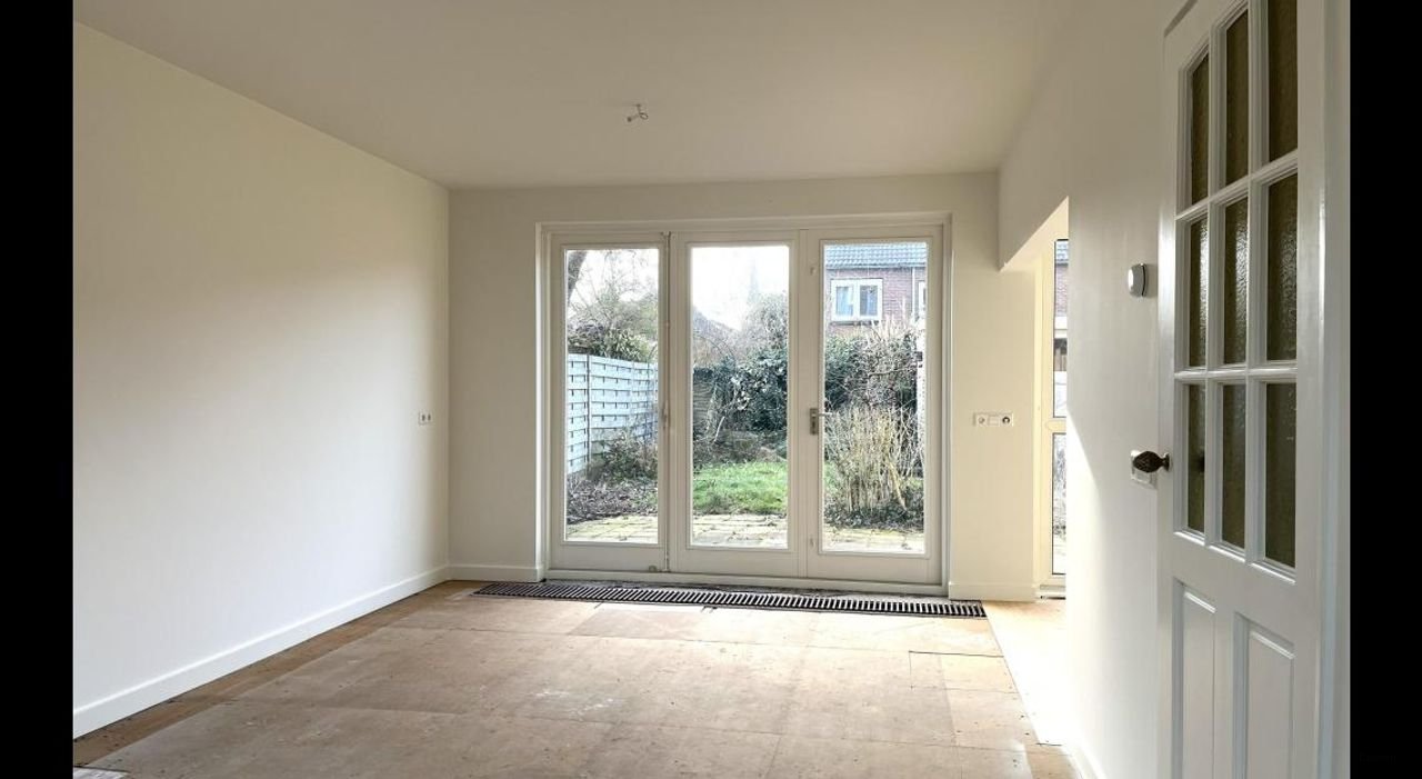 Gezinswoning met tuin bij de plassen - Afbeelding 3