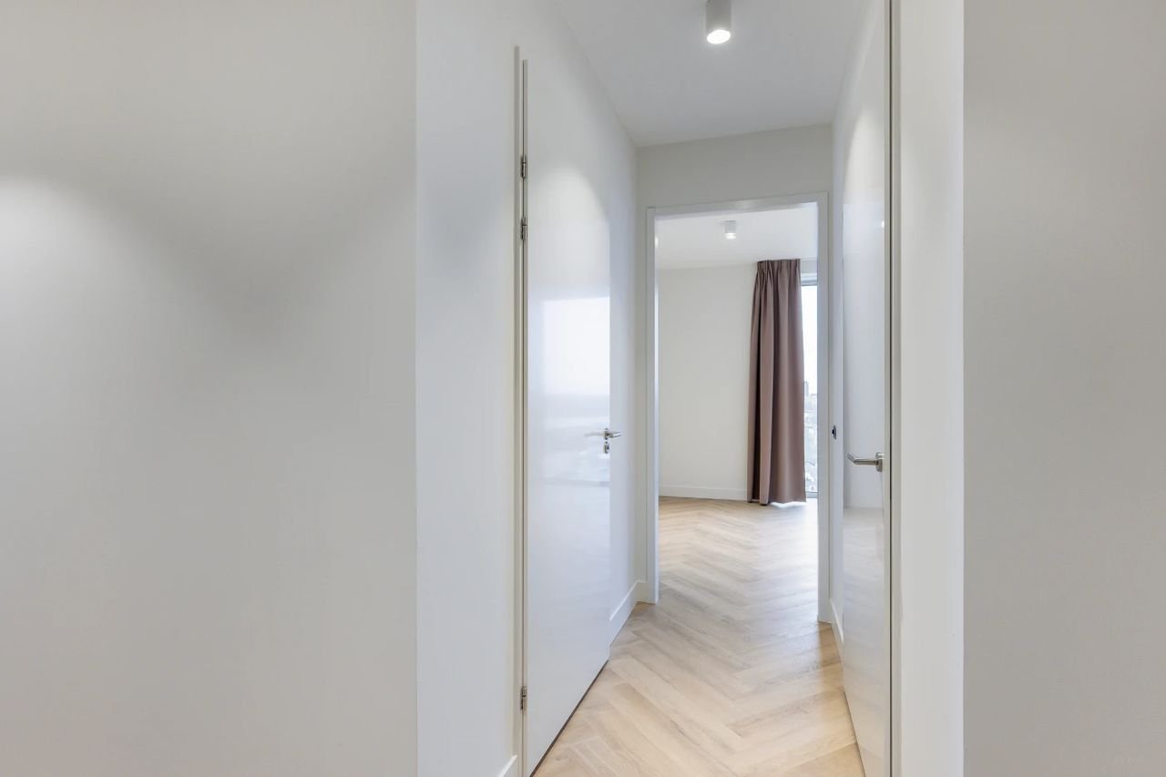 Nieuwbouw op de 16e etage met uitzicht over de Maas - Afbeelding 9