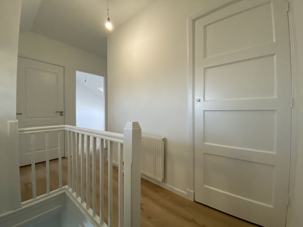 Gerenoveerd dubbel bovenhuis aan de kade - Afbeelding 15