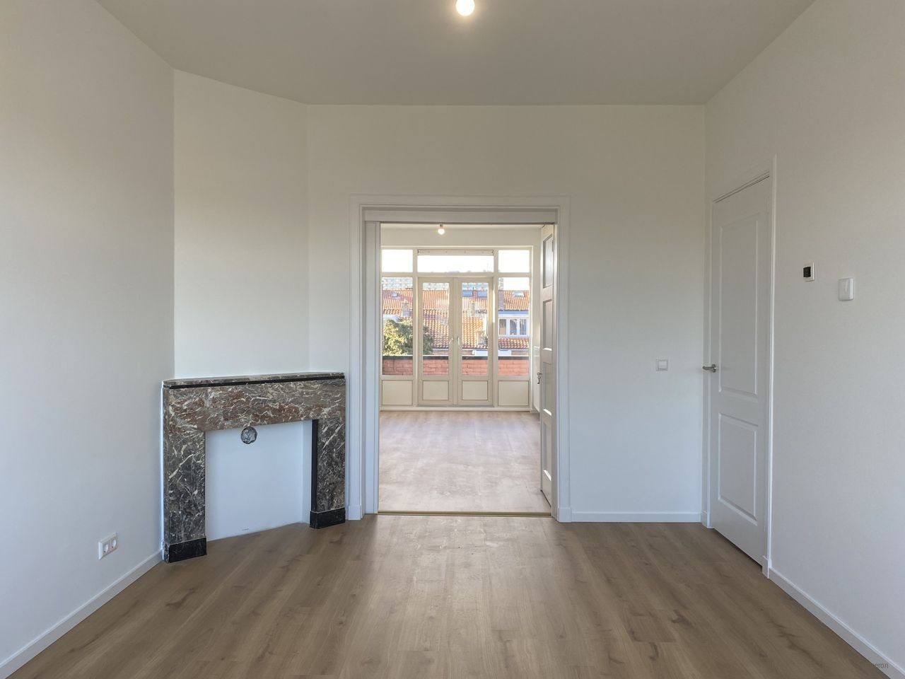 Gerenoveerd dubbel bovenhuis aan de kade - Afbeelding 3