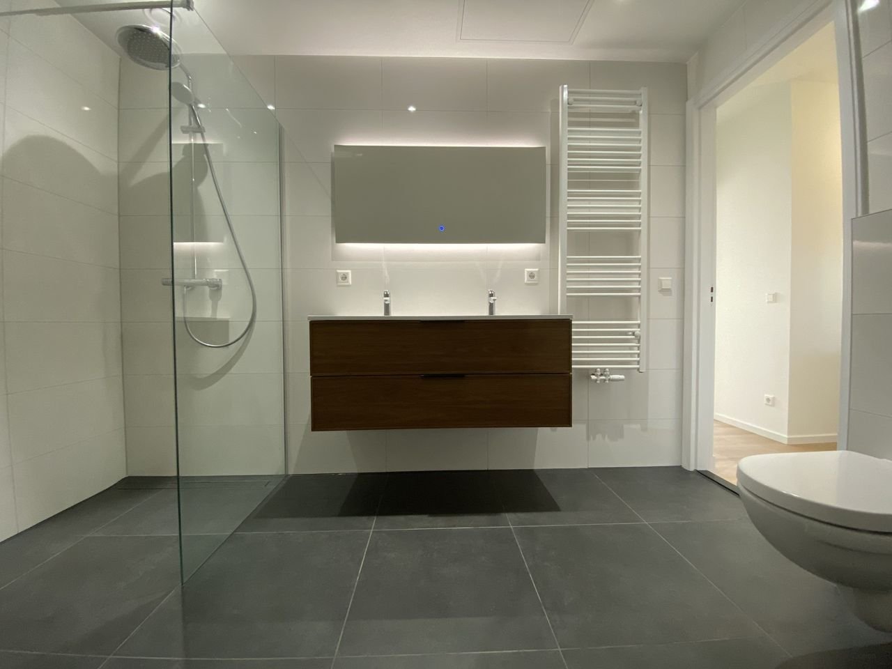 Gerenoveerd dubbel bovenhuis aan de kade - Afbeelding 22