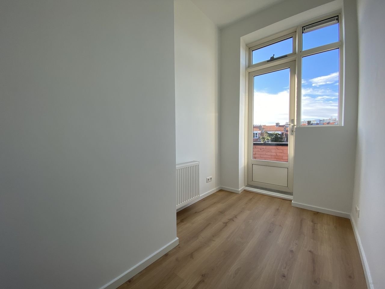 Gerenoveerd dubbel bovenhuis aan de kade - Afbeelding 11