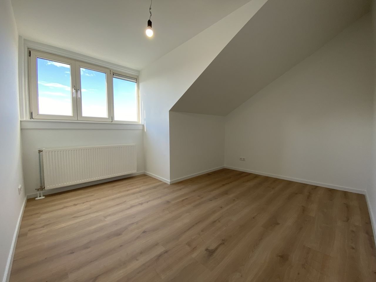 Gerenoveerd dubbel bovenhuis aan de kade - Afbeelding 23