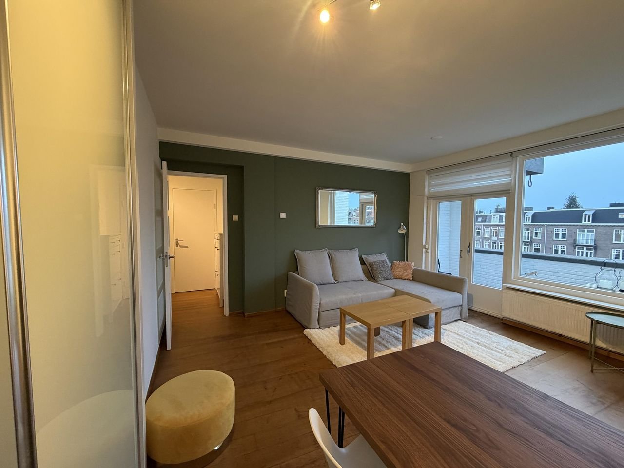 Licht 3-kamer appartement met twee balkons - Afbeelding 5