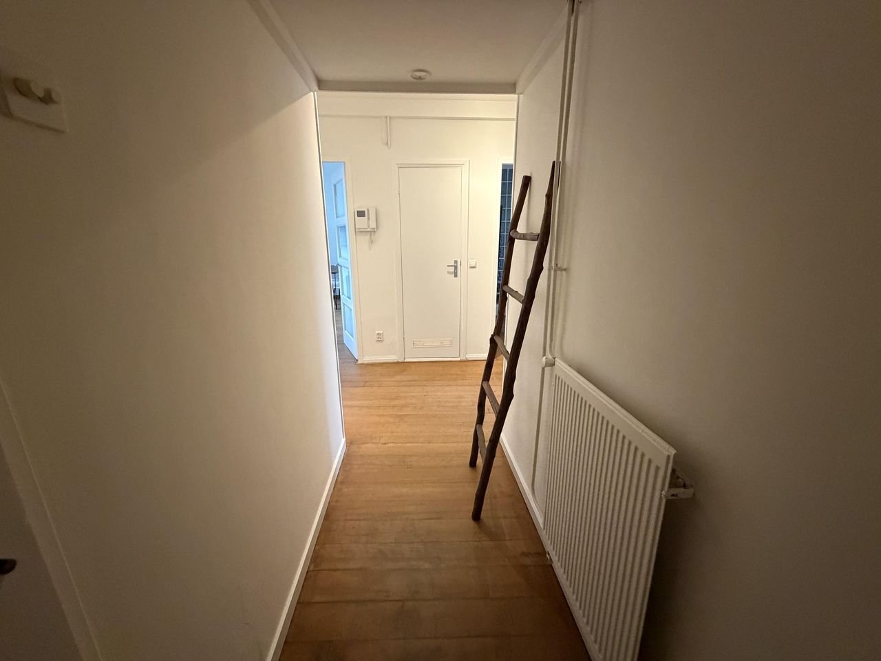 Licht 3-kamer appartement met twee balkons - Afbeelding 13