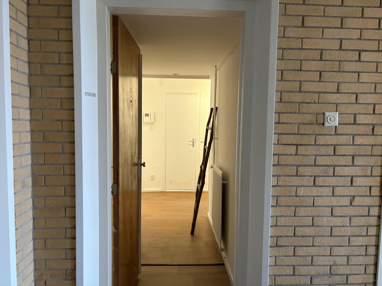 Licht 3-kamer appartement met twee balkons - Afbeelding 12