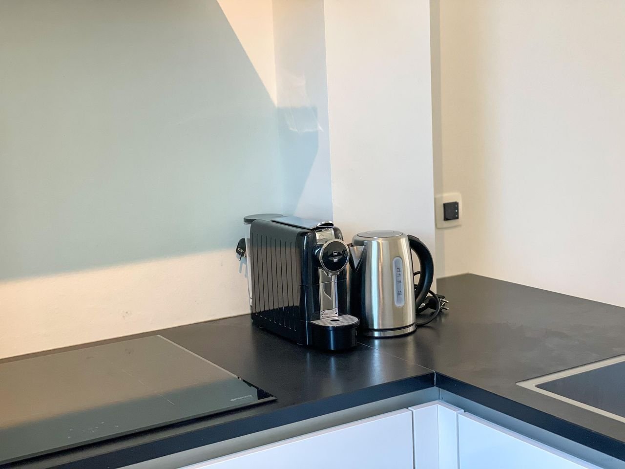 Gemeubileerde woning met tuin bij NDSM - Afbeelding 7