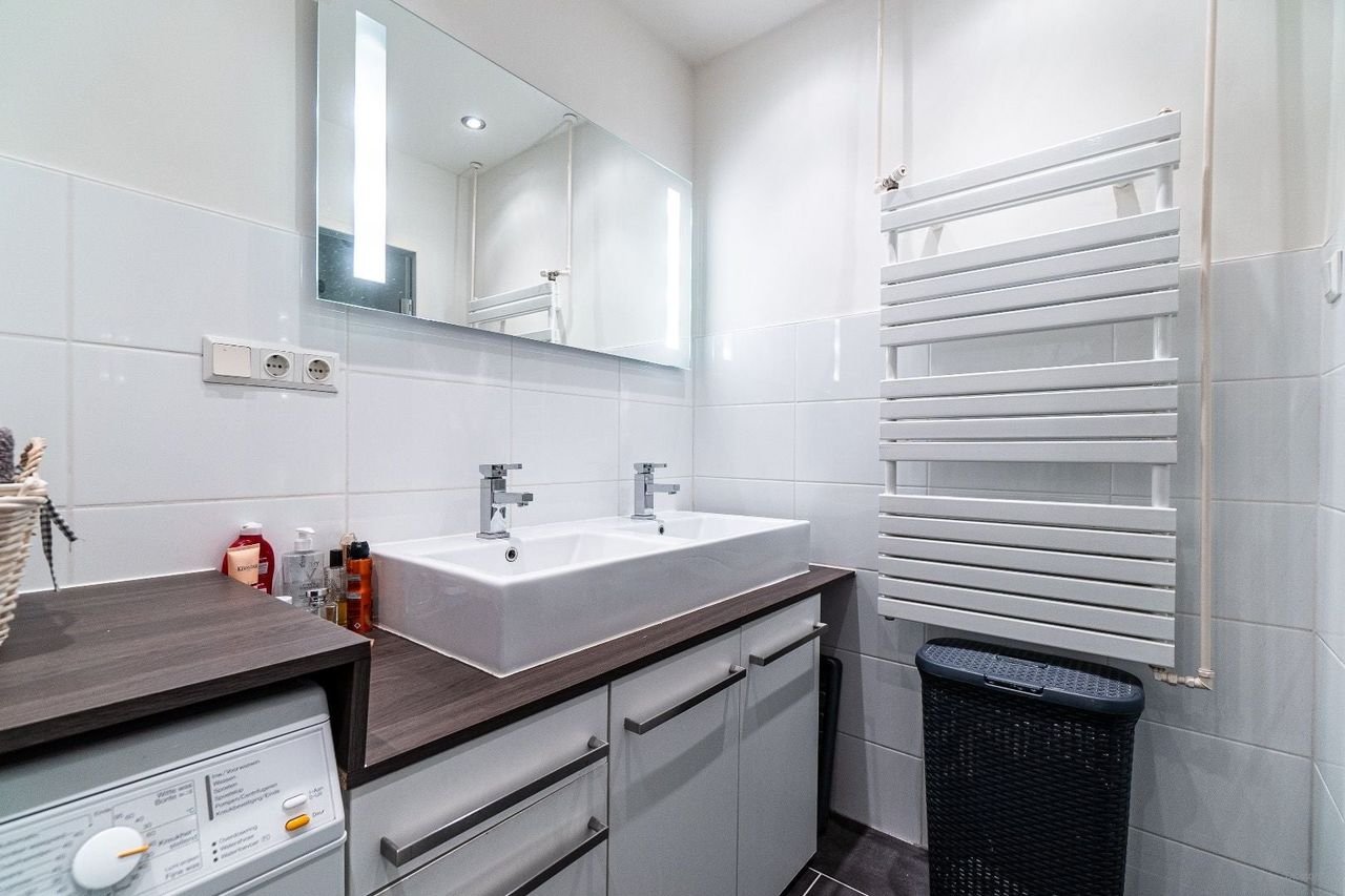 Licht hoekappartement met twee balkons in West - Afbeelding 16