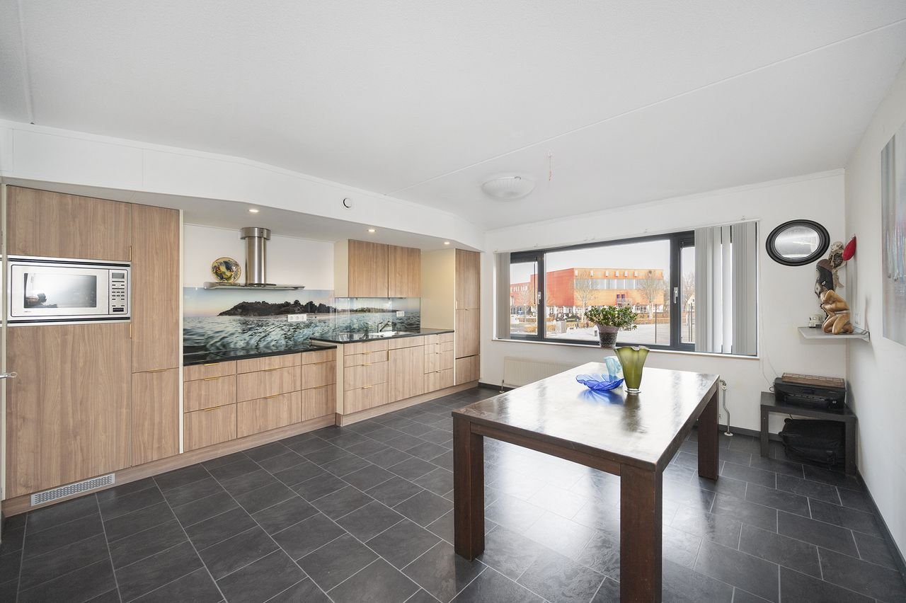 Royaal wonen: 178 m² in Eilandenbuurt - Afbeelding 15