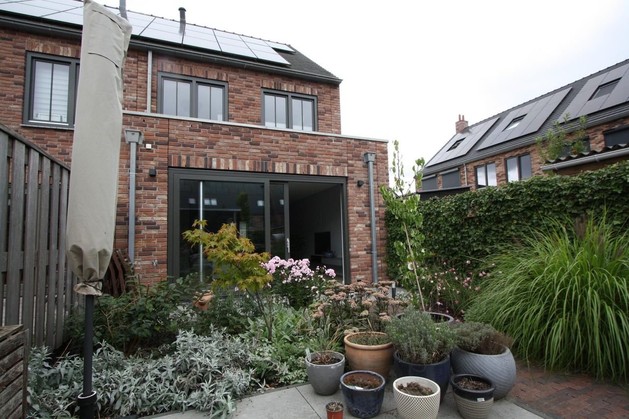 Spacious home (140m²) in Waddinxveen - Image 24