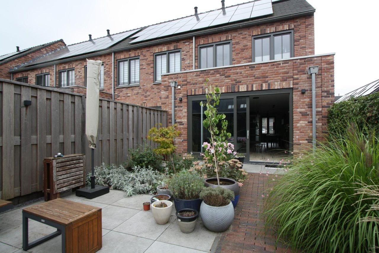 Spacious home (140m²) in Waddinxveen - Image 22