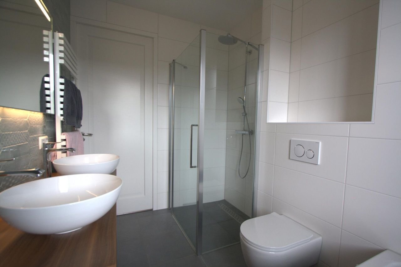 Spacious home (140m²) in Waddinxveen - Image 12