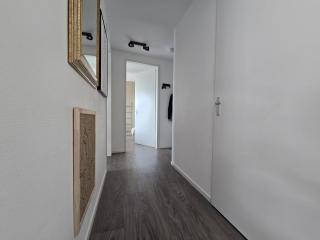 Licht 3-kamerappartement vlak bij de binnenstad - Afbeelding 6