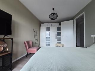Licht 3-kamerappartement vlak bij de binnenstad - Afbeelding 8
