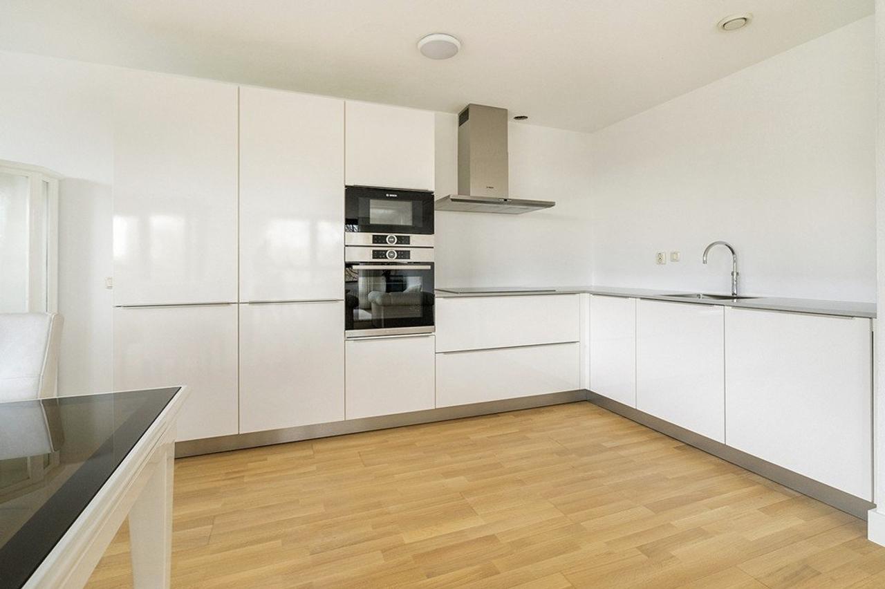 Gemeubileerd 3-kamerappartement met terras - Afbeelding 7