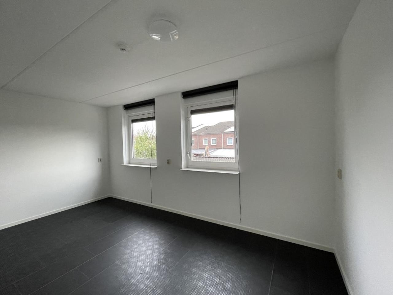 Lichte kamer van 18 m² bij Saxion - Afbeelding 2