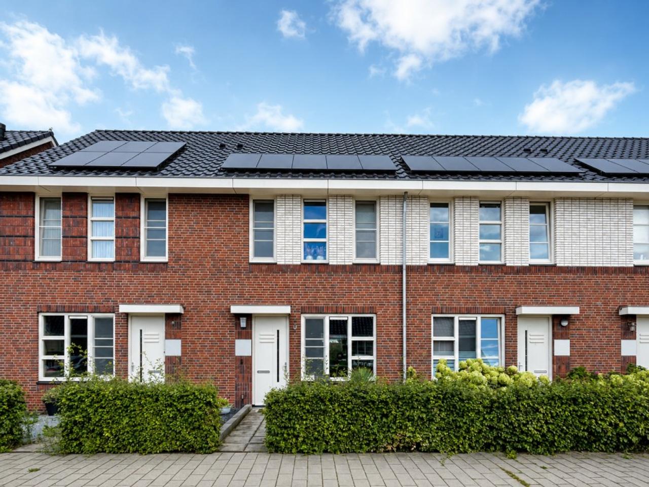 Tussenwoning met tuin in Zuidbroek - Afbeelding 1