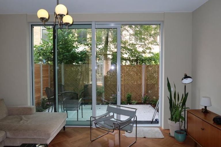 Nieuw huis met tuin in de Agniesebuurt - Afbeelding 2