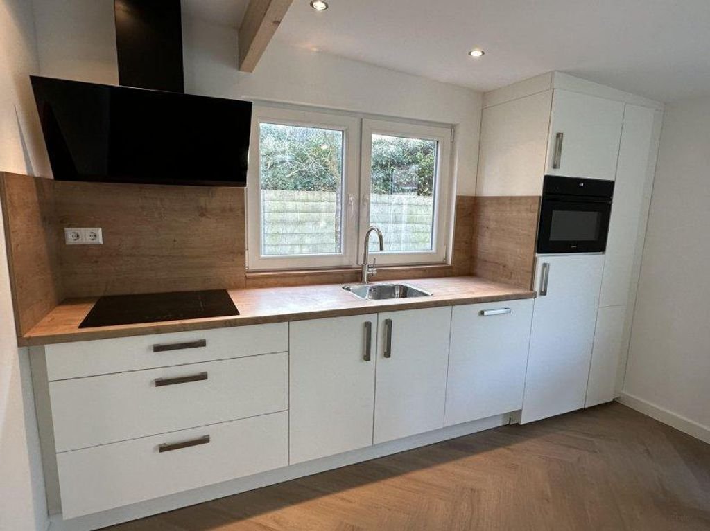 Modern appartement met tuin vlakbij zee - Afbeelding 3