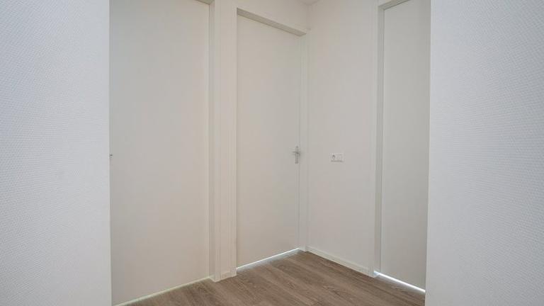 74m² appartement bij metro Overamstel - Afbeelding 4
