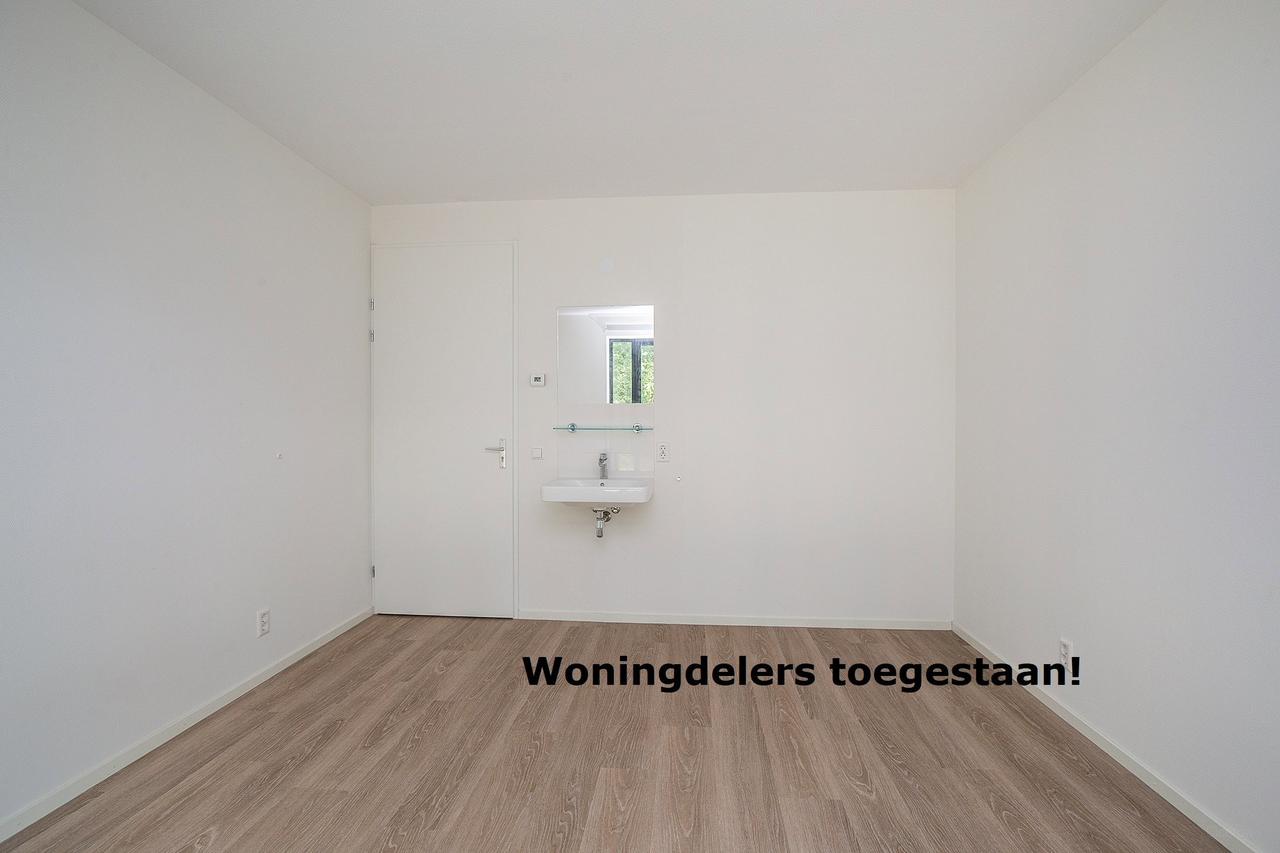 74m² appartement bij metro Overamstel - Afbeelding 9