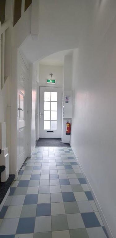 Renovated 23m² room on Scharnerweg - Image 7