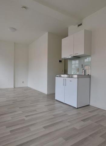Renovated 23m² room on Scharnerweg - Image 4
