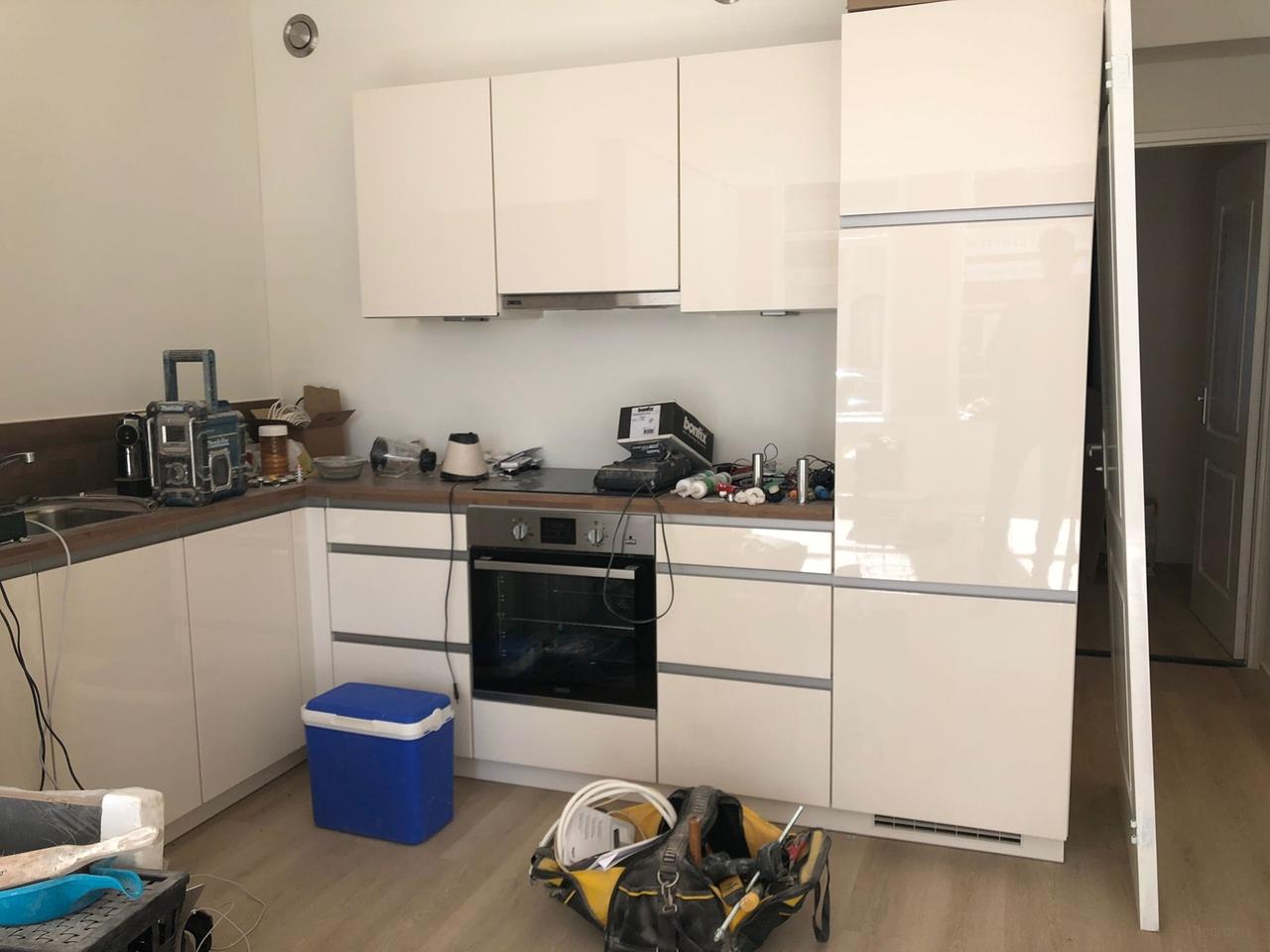 Furnished 2-Bedroom Apartment with Garden - Image 8