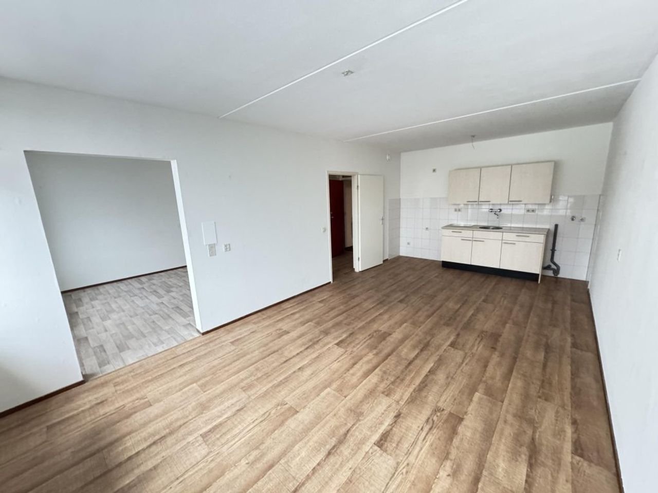 Bright 55+ apartment in Elderveld - Image 6