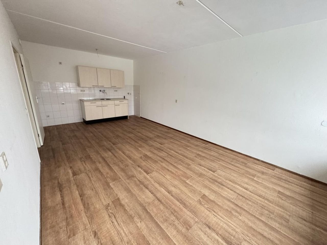 Bright 55+ apartment in Elderveld - Image 5