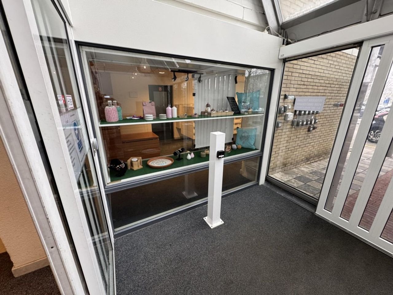 Bright 55+ apartment in Elderveld - Image 18