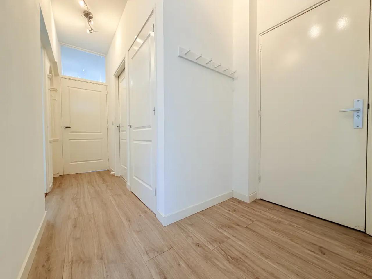 99 m², two bathrooms and sunny terrace - Image 4