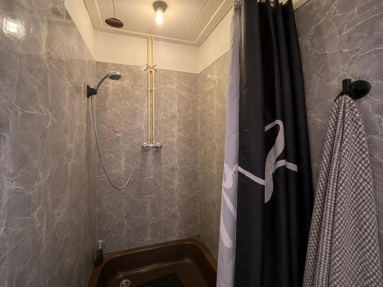 Studio van 31 m² aan Diergaardesingel - Afbeelding 2
