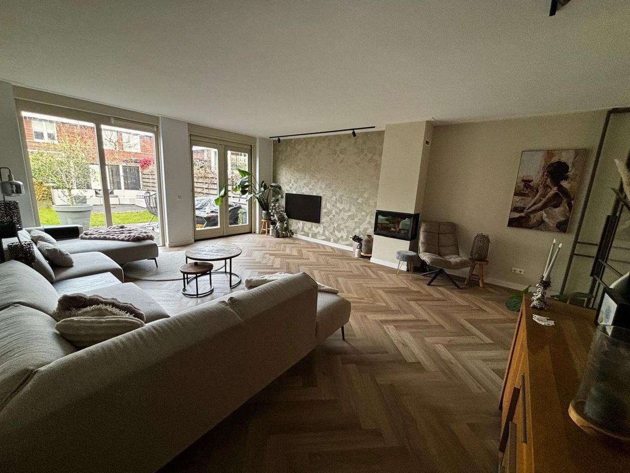 Spacious semi-detached house in Waterwijk - Image 3