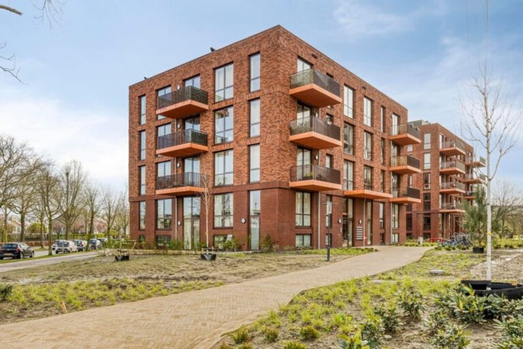 New construction in Breda's Cosunpark - Image 1