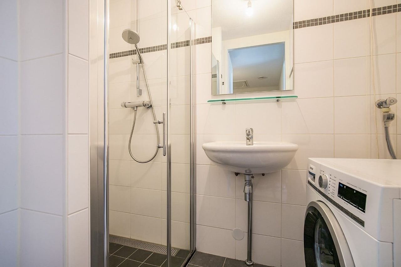 Spacious family home in the Havenkwartier - Image 19