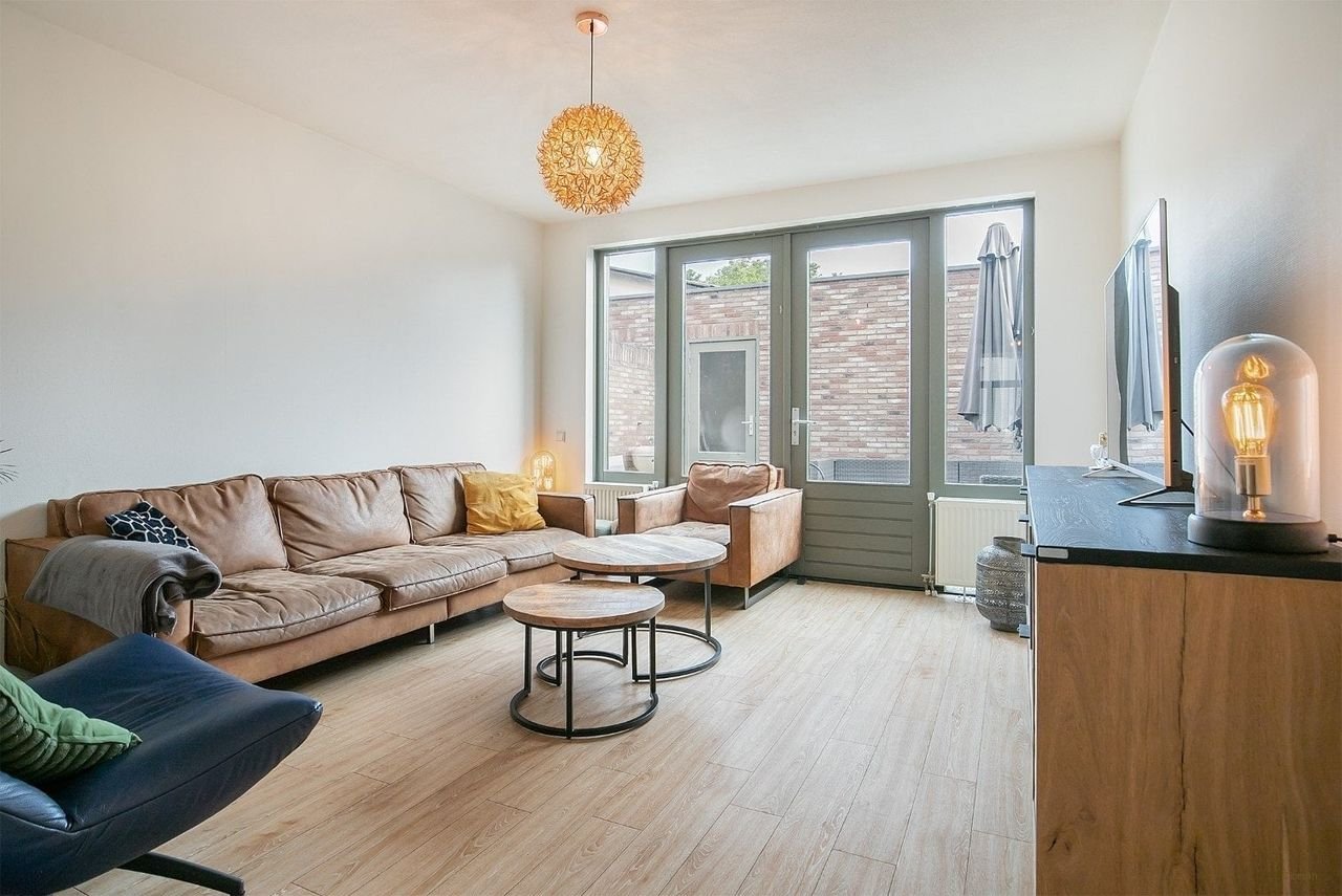 Spacious family home in the Havenkwartier - Image 3