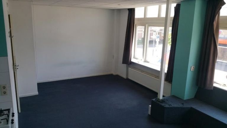 Studio on the Schrans with private kitchen - Image 4